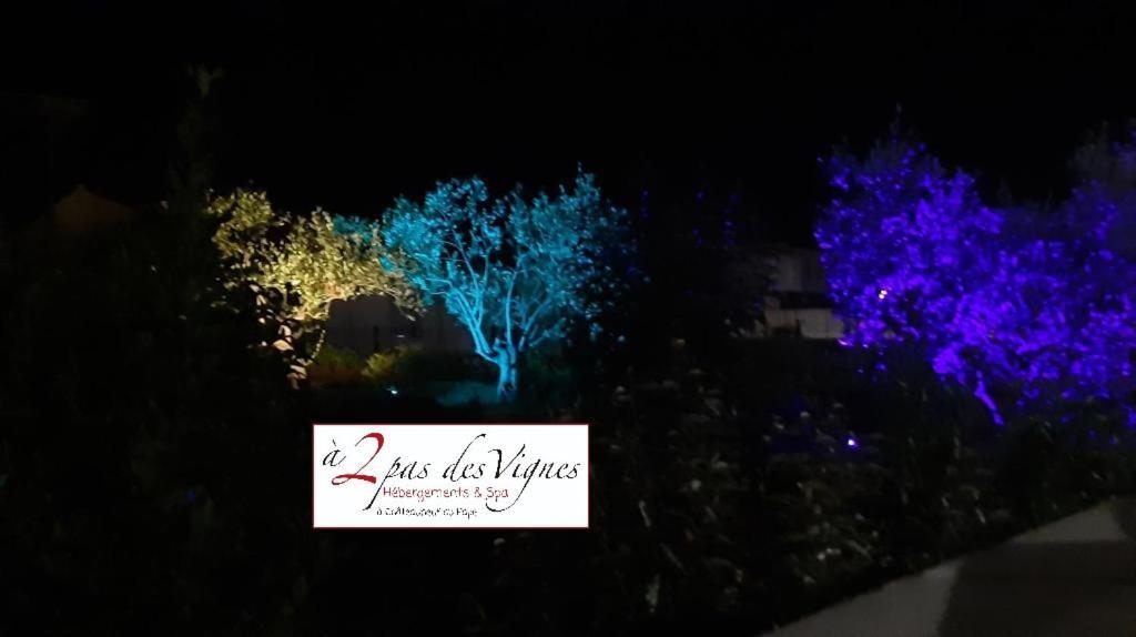 A 2 Pas Des Vignes, Hebergements Et Spa, Maison Numero 6, A Chateauneuf Du Pape Eksteriør billede