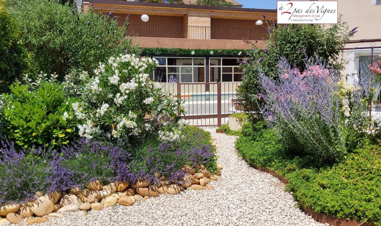 A 2 Pas Des Vignes, Hebergements Et Spa, Maison Numero 6, A Chateauneuf Du Pape Eksteriør billede